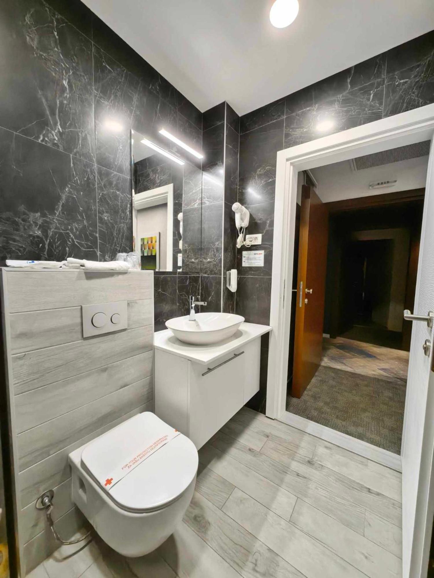 Hotel Biss Zenica Luaran gambar